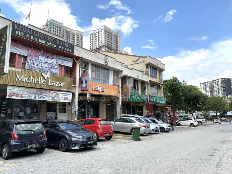 Shop for Sale in Taman Equine (Seri Kembangan) - Brandon Yee - Exterior - PropertyGuru.com.my