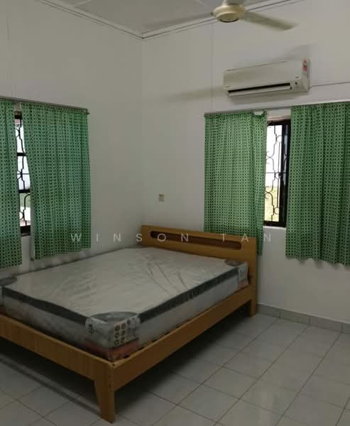 Rumah Berkembar untuk Dijual di Taman Serene (Johor Bahru) - Winson Tan - Bedroom - PropertyGuru.com.my