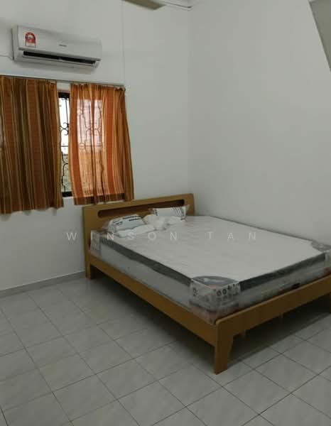 Rumah Berkembar untuk Dijual di Taman Serene (Johor Bahru) - Winson Tan - Bedroom - PropertyGuru.com.my