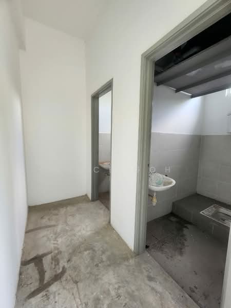 Shop / Office for Rent in Nusa Sentral (Iskandar Puteri (Nusajaya)) - Alice Goh - Bathroom - PropertyGuru.com.my