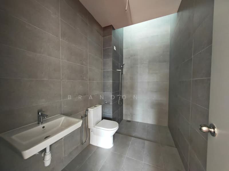 Terraced House for Sale in Gombak (Selangor) - Brandon . - Bathroom - PropertyGuru.com.my