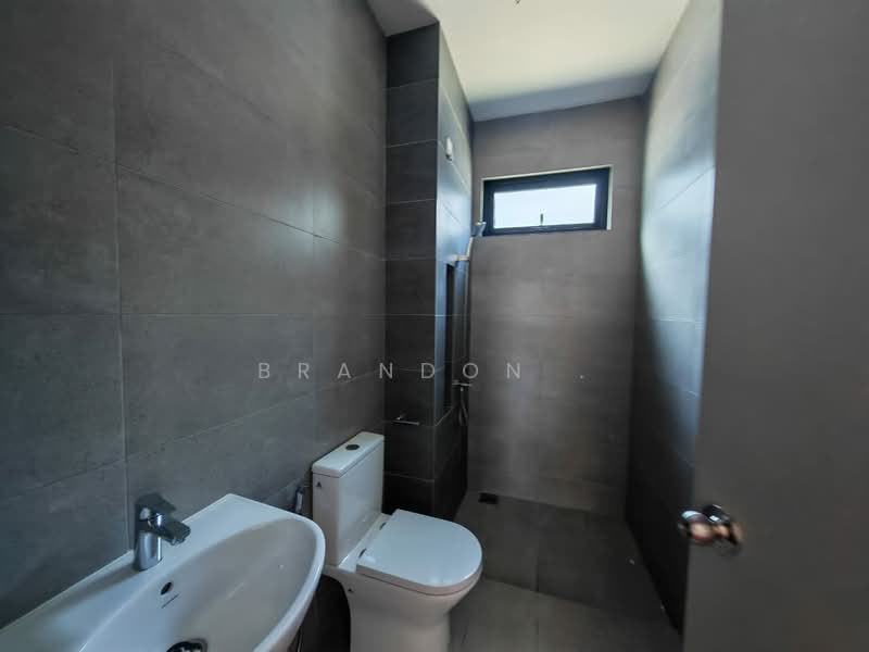 Terraced House for Sale in Gombak (Selangor) - Brandon . - Bathroom - PropertyGuru.com.my