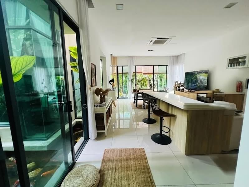 Semi-Detached House for Sale in Leisure Farm (Gelang Patah) - CN Wang - Living Room - PropertyGuru.com.my