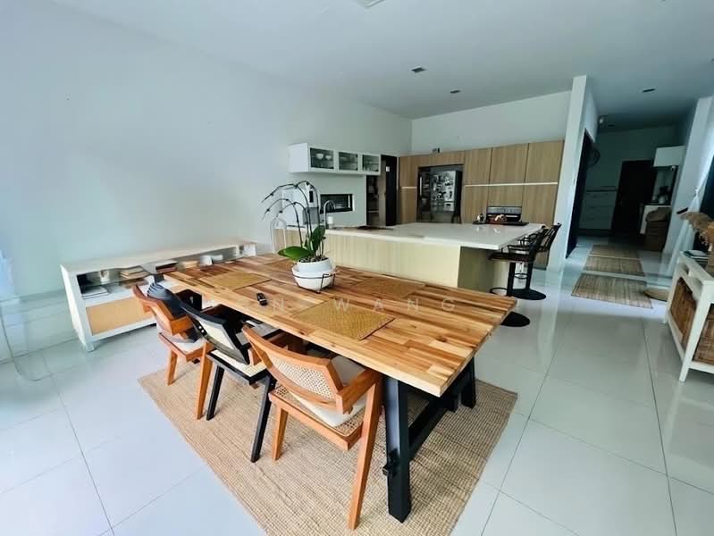 Semi-Detached House for Sale in Leisure Farm (Gelang Patah) - CN Wang - Dining Room - PropertyGuru.com.my