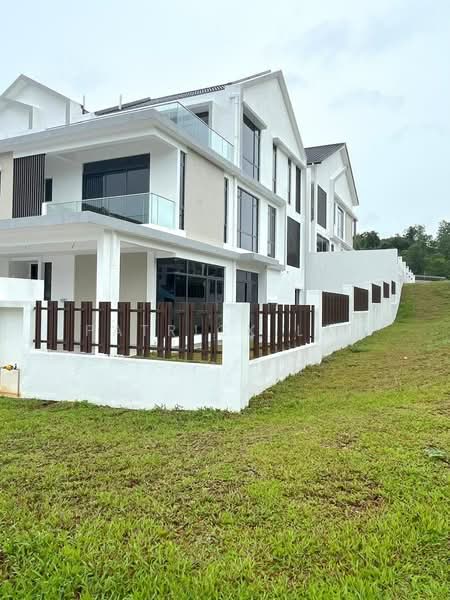 Rumah Kluster untuk Dijual di Iskandar Puteri (Nusajaya) (Johor) - Patrick Lai - Exterior - PropertyGuru.com.my