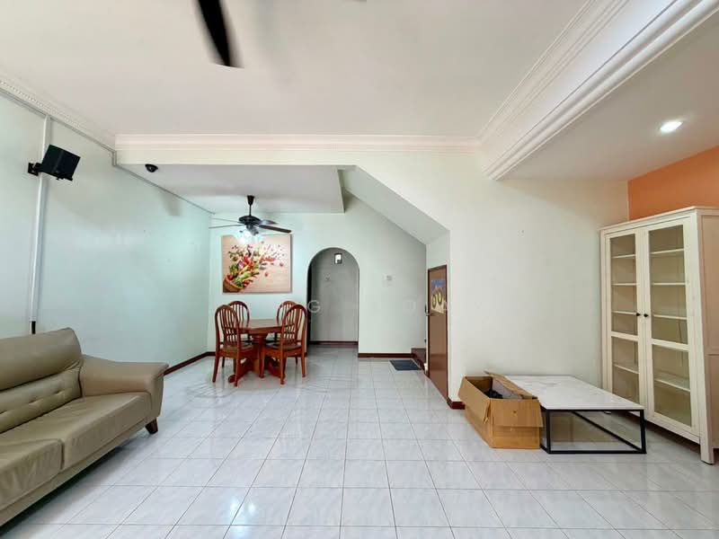 Rumah Teres 2-Tingkat untuk Dijual di Taman Chee Seng (Tanjung Bungah) - Ping Koay - Living Room - PropertyGuru.com.my