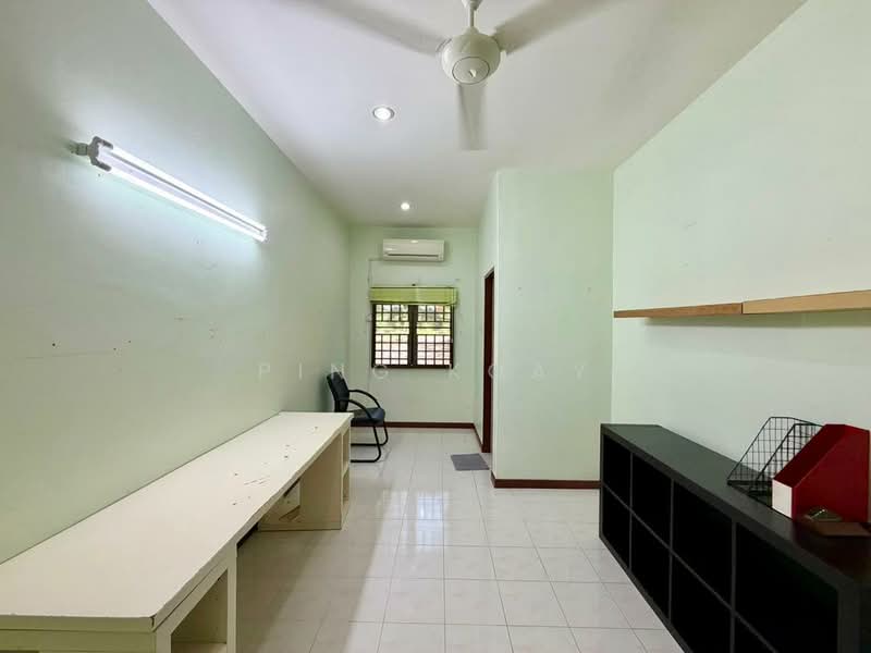 Rumah Teres 2-Tingkat untuk Dijual di Taman Chee Seng (Tanjung Bungah) - Ping Koay - Study - PropertyGuru.com.my