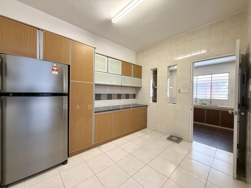 2-storey Terraced House for Sale in Setia Impian (Setia Alam) - GABRIEL GOH - Kitchen - PropertyGuru.com.my