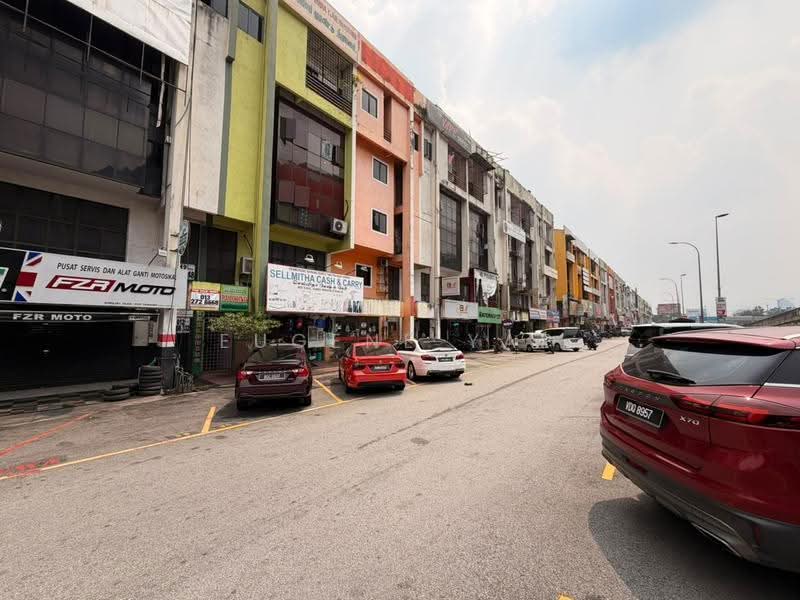Kedai untuk Dijual di Taman Sri Batu Caves (Batu Caves) - Eugene Yap - Exterior - PropertyGuru.com.my