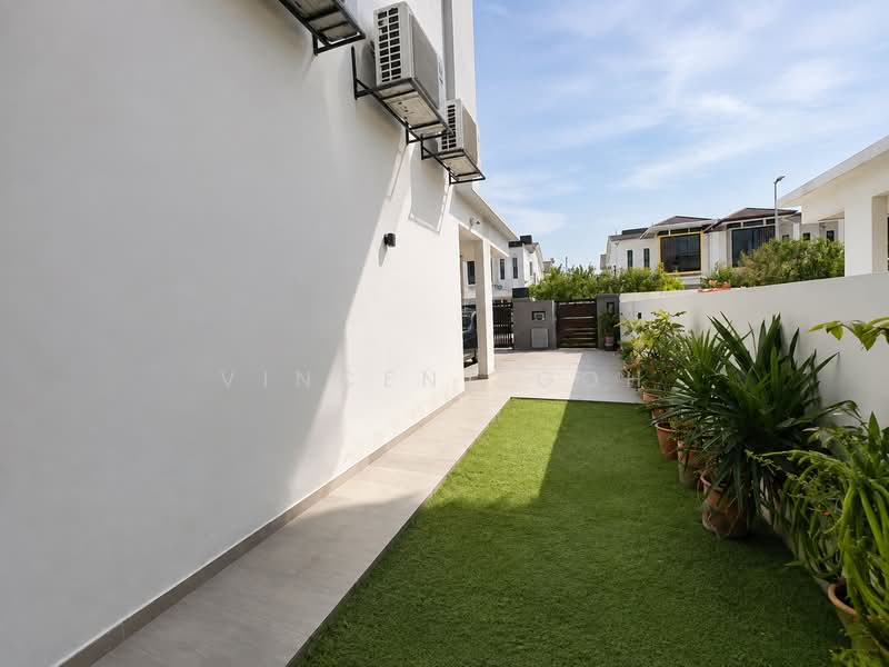 Semi-Detached House for Sale in Setia Damai (Setia Alam) - Vincent Goh - Exterior - PropertyGuru.com.my