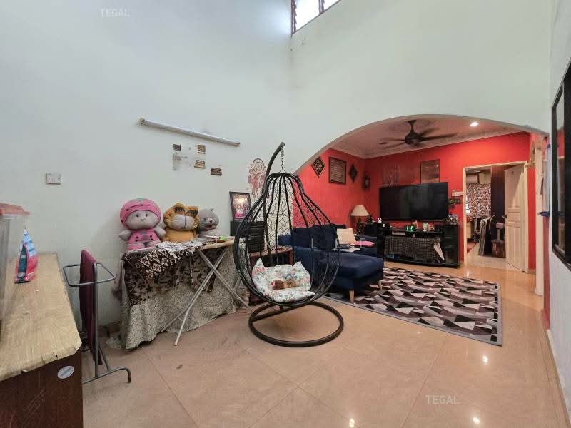 1-storey Terraced House for Sale in Klang (Selangor) - Alex Lee - Living Room - PropertyGuru.com.my