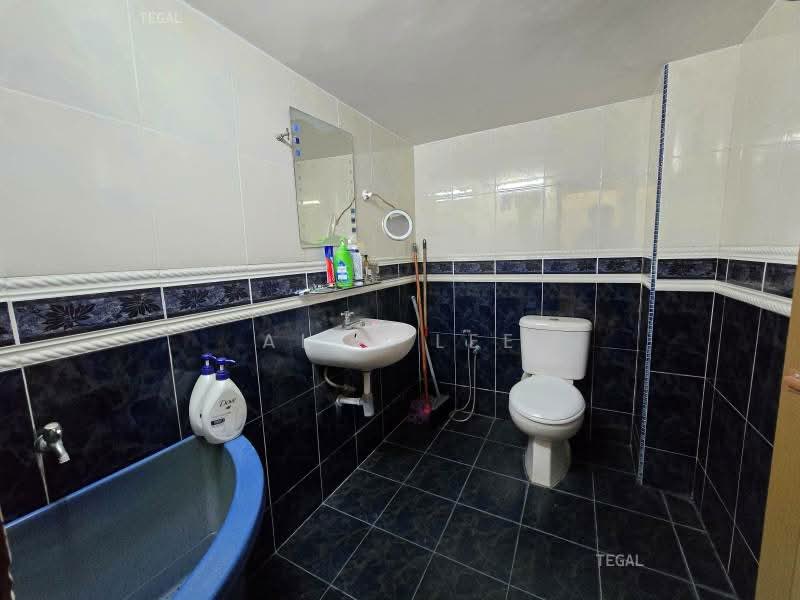 1-storey Terraced House for Sale in Klang (Selangor) - Alex Lee - Bathroom - PropertyGuru.com.my