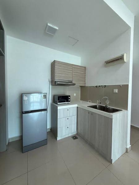 Condominium for Sale at PARC Regency (Residensi Masai) - Daniel Yong - Kitchen - PropertyGuru.com.my