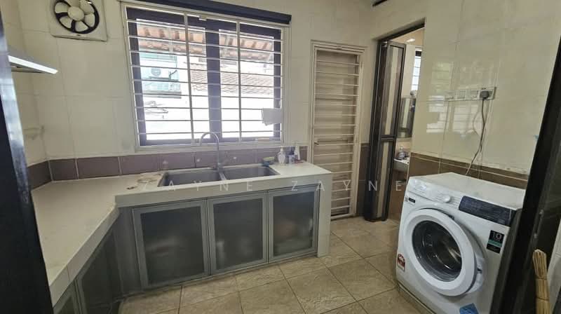 Semi-Detached House for Sale in Bukit Damansara (Damansara Heights) - Zayne Zayd - Kitchen - PropertyGuru.com.my