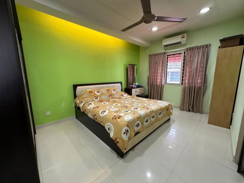 Semi-Detached House for Sale in Bukit Damansara (Damansara Heights) - Zayne Zayne - Bedroom - PropertyGuru.com.my