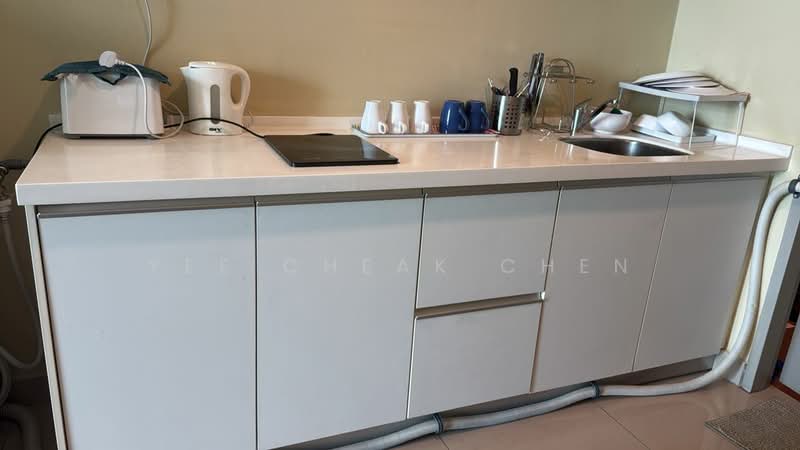 Kediaman Servis untuk Disewa di First Subang (SS 15 Courtyard) - Yee Cheak Chen - Kitchen - PropertyGuru.com.my