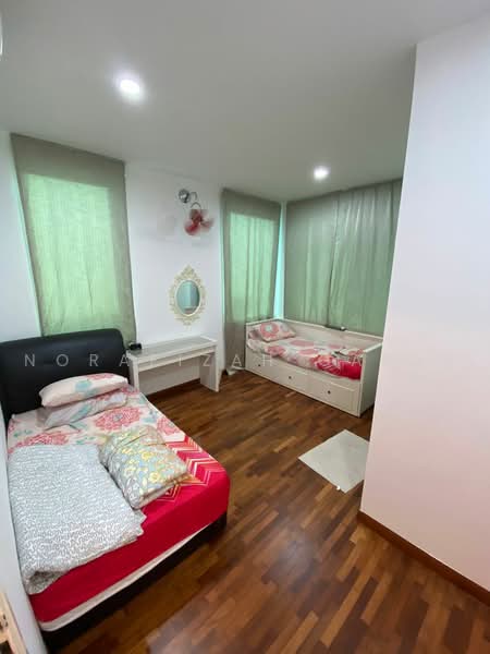 Bungalow House for Rent in Cyberjaya (Selangor) - NoraFizah Gapar - Bedroom - PropertyGuru.com.my