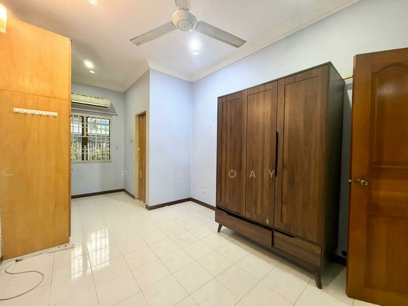 Rumah Teres 2-Tingkat untuk Dijual di Taman Chee Seng (Tanjung Bungah) - Ping Koay - Bedroom - PropertyGuru.com.my