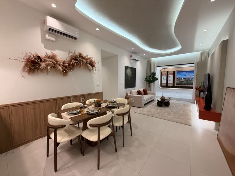 3-storey Terraced House for Sale in Kwasa Damansara (Sungai Buloh) - Eddie Soh - Dining & Living Room - PropertyGuru.com.my