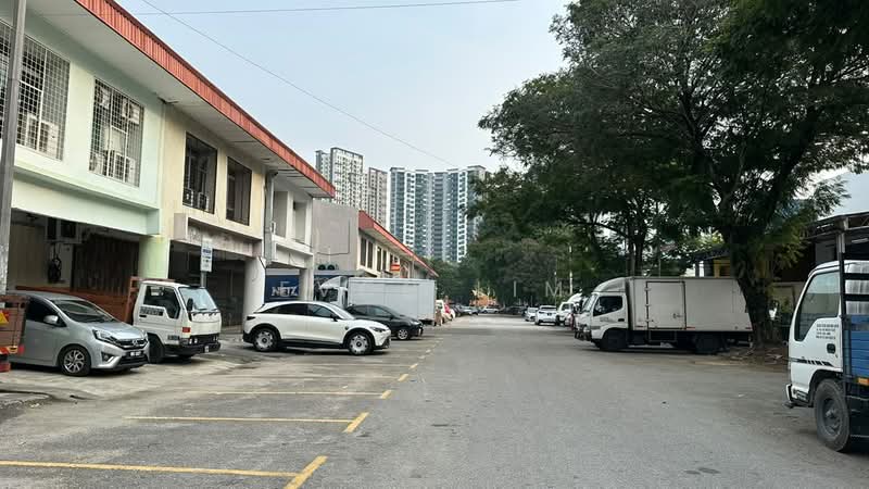 Shop / Office for Rent in Taman Sungai Besi (Salak South) - Evon Lim - Exterior - PropertyGuru.com.my