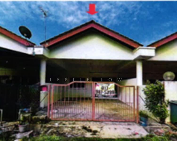 1-storey Terraced House for Sale in Perumahan Permatang Badak Perdana (Kuantan) - Leslie Low - Exterior - PropertyGuru.com.my