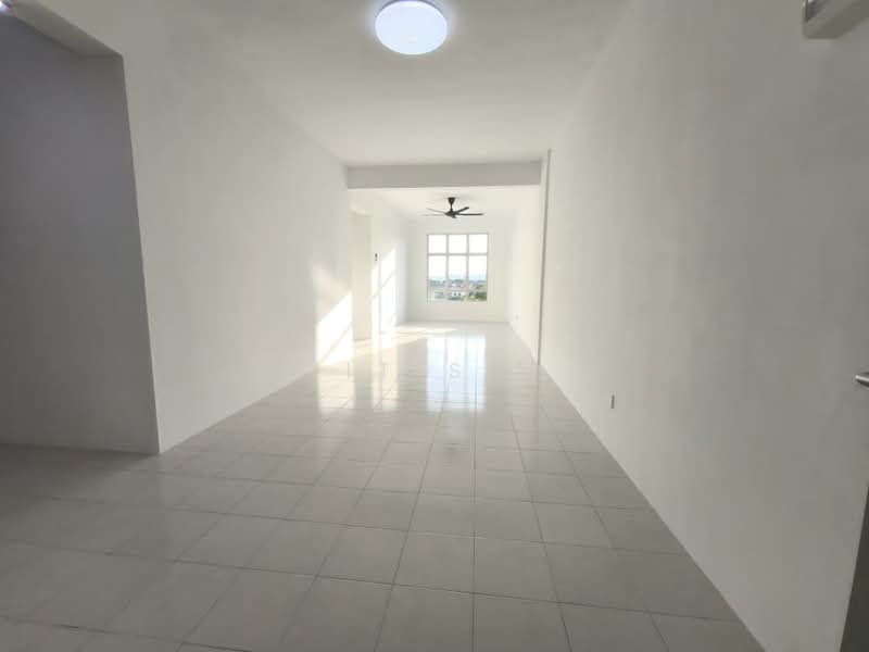 Pangsapuri untuk Disewa di PANGSAPURI CENDERA 2 - Yit Sin - Living Room - PropertyGuru.com.my