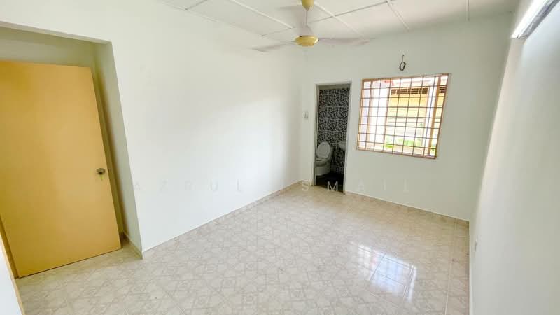 2-storey Terraced House for Sale in Ampang (Kuala Lumpur) - Azrul Ismail - Bathroom - PropertyGuru.com.my
