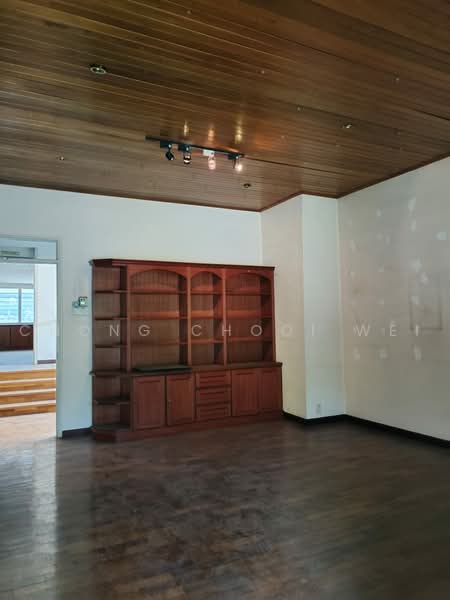 Bungalow House untuk Disewa di Island Glades (Jelutong) - Chong Chooi Wei - Living Room - PropertyGuru.com.my