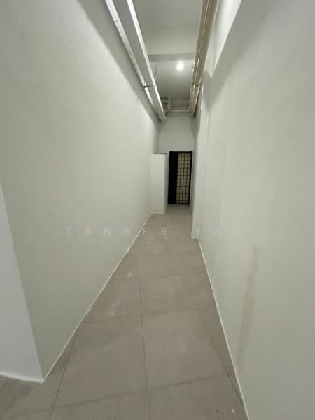 Shop / Office for Rent in Bandar Sri Permaisuri (Cheras) - Tabber Tan - Corridor - PropertyGuru.com.my