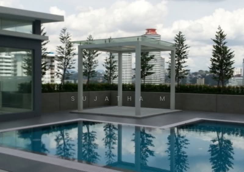 Kediaman Servis untuk Dijual di Camellia Serviced Suites - Sujatha M - Pool - PropertyGuru.com.my
