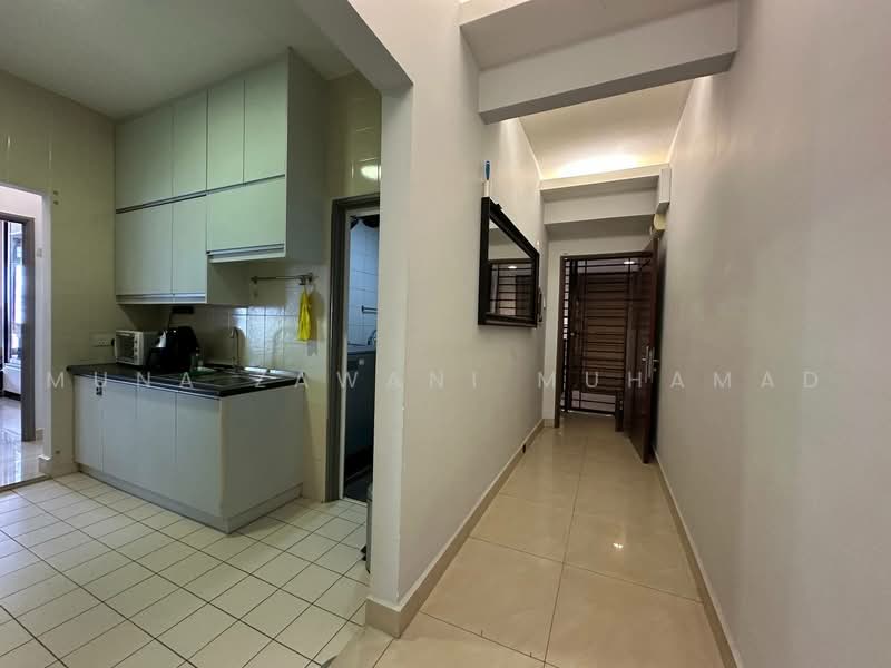 Condominium for Sale at Royal Domain Sri Putramas 2 - Muna Zawani Muhamad - Kitchen - PropertyGuru.com.my