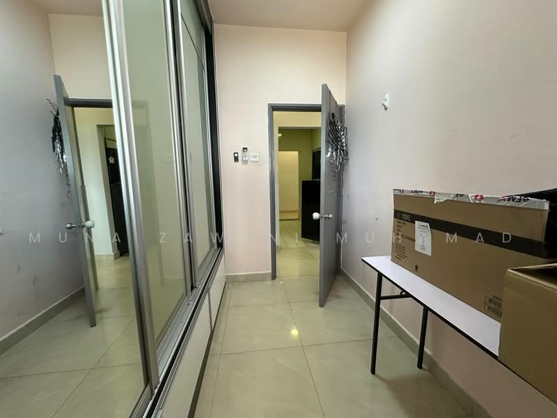 Condominium for Sale at Royal Domain Sri Putramas 2 - Muna Zawani Muhamad - Corridor - PropertyGuru.com.my