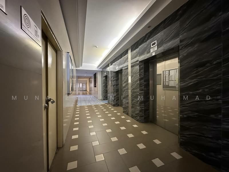 Condominium for Sale at Royal Domain Sri Putramas 2 - Muna Zawani Muhamad - Corridor - PropertyGuru.com.my