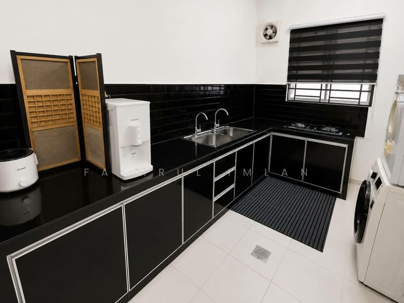 2-storey Terraced House for Sale in Taman Pulai Mutiara (Iskandar Puteri (Nusajaya)) - Fakhrul Imlan - Kitchen - PropertyGuru.com.my
