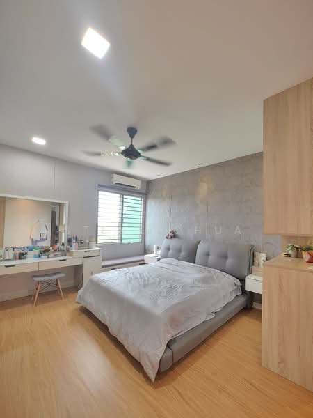 3-storey Terraced House for Sale in Sungai Buloh (Selangor) - Steve Chua - Bedroom - PropertyGuru.com.my