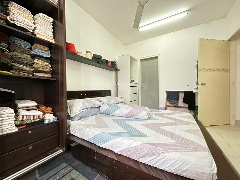 Pangsapuri untuk Dijual di Pangsapuri Seri Baiduri - Maya Myra - Bedroom - PropertyGuru.com.my