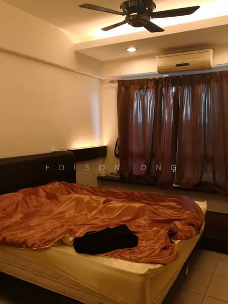 Kediaman Servis untuk Dijual di D'Alamanda - Edison Ong - Bedroom - PropertyGuru.com.my