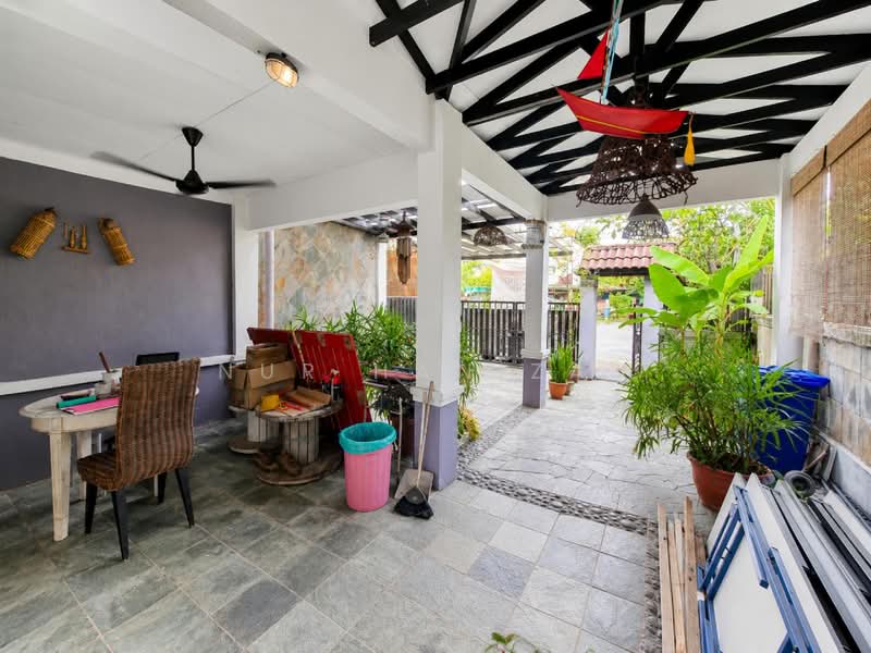 2-storey Terraced House for Sale in Seksyen 13 (Shah Alam) - Nur Hanizah - Exterior - PropertyGuru.com.my