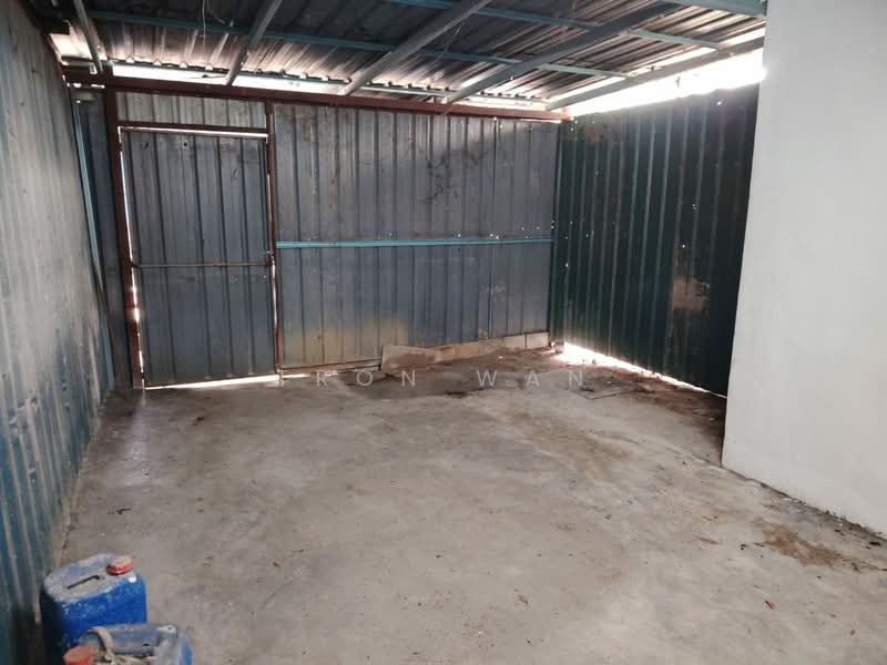 Warehouse for Rent in Jenjarom (Selangor) - Tron Wan - Exterior - PropertyGuru.com.my
