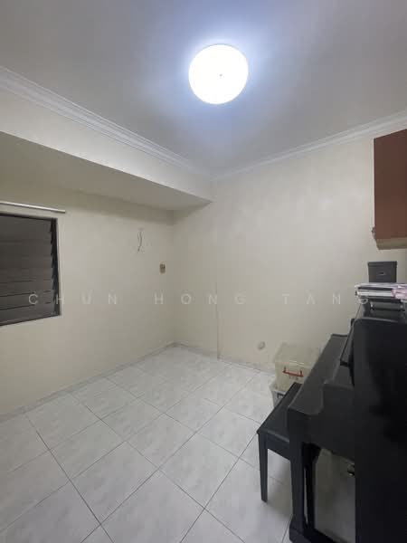 Rumah Teres 2-Tingkat untuk Disewa di Usj 1 (Subang Jaya) - Chun Hong Tang - Extra Room - PropertyGuru.com.my