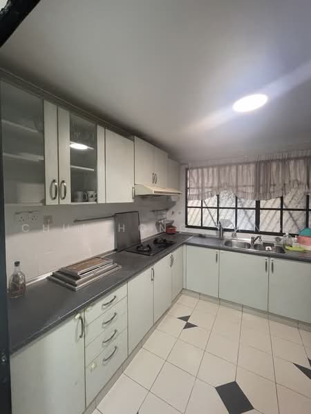 Rumah Teres 2-Tingkat untuk Disewa di Usj 1 (Subang Jaya) - Chun Hong Tang - Kitchen - PropertyGuru.com.my