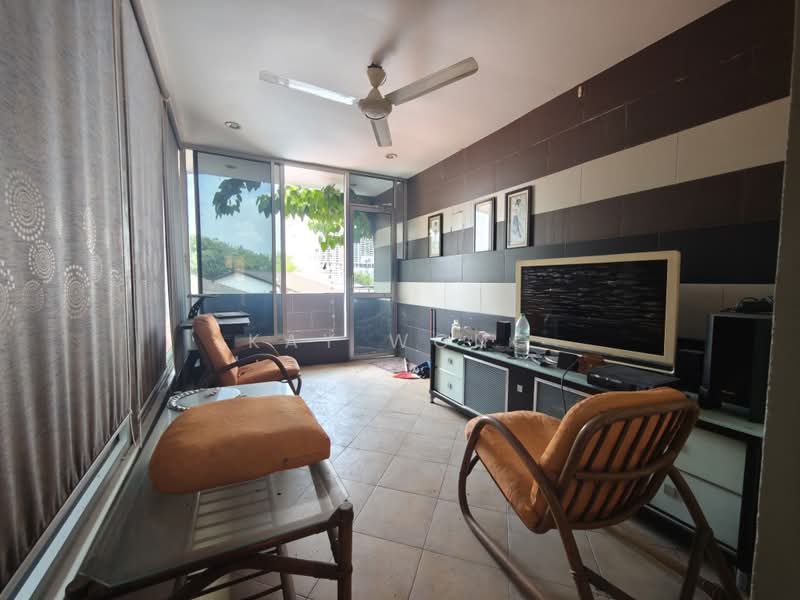 Semi-Detached House for Sale in Bukit Dumbar (Jelutong) - Kay Wong - Living Room - PropertyGuru.com.my