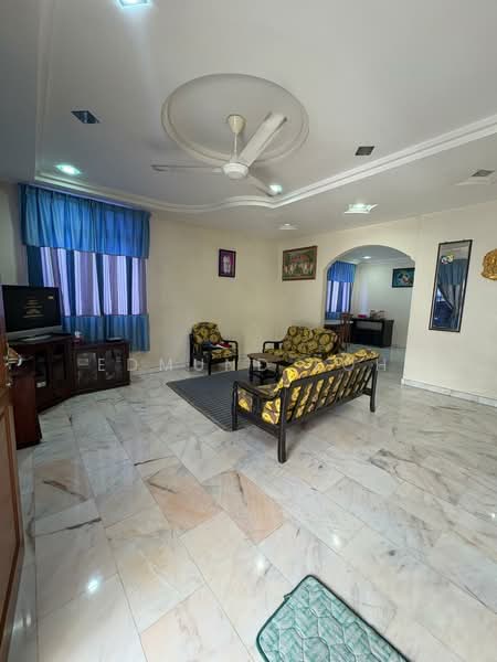 2-storey Terraced House for Sale in Masai (Johor) - Edmund Loh - Living Room - PropertyGuru.com.my