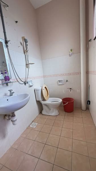 2-storey Terraced House for Sale in Masai (Johor) - Edmund Loh - Bathroom - PropertyGuru.com.my
