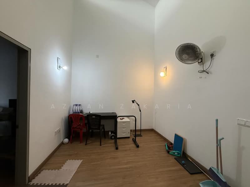 Rumah Teres 2-Tingkat untuk Dijual di Elmina (Shah Alam) - AZMAN ZAKARIA - Study - PropertyGuru.com.my