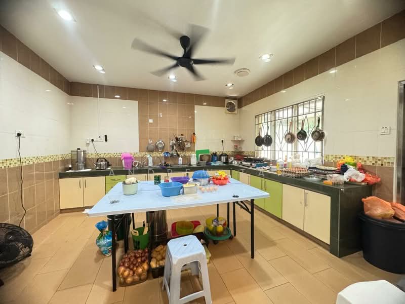 Bungalow House untuk Dijual di Rawang (Selangor) - Andrew Tan - Kitchen - PropertyGuru.com.my