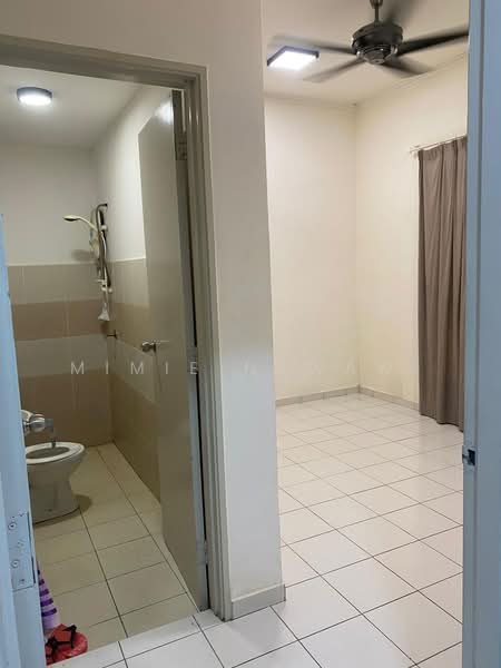 Rumah Bandar untuk Dijual di Beranang (Selangor) - Mimie Nawawi - Bathroom - PropertyGuru.com.my