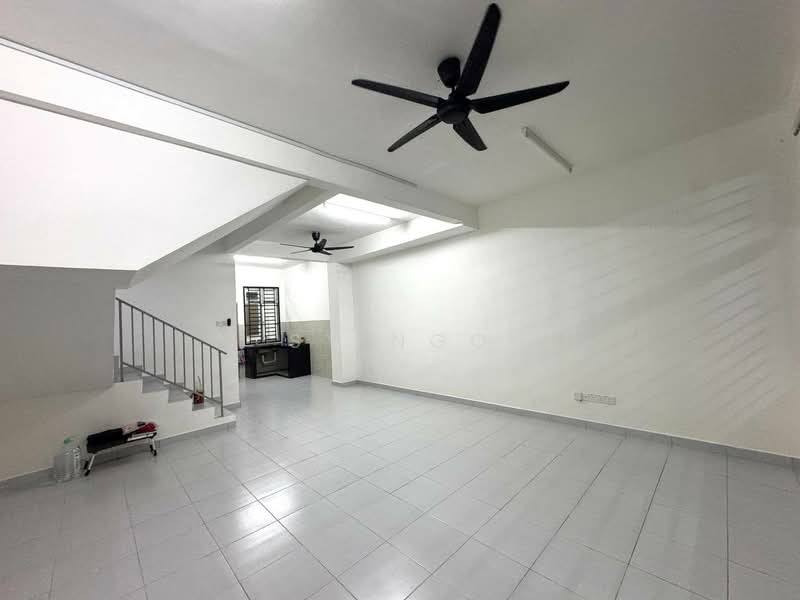 2-storey Terraced House for Sale in Taman Pulai Mutiara (Iskandar Puteri (Nusajaya)) - SY Ngo - Living Room - PropertyGuru.com.my