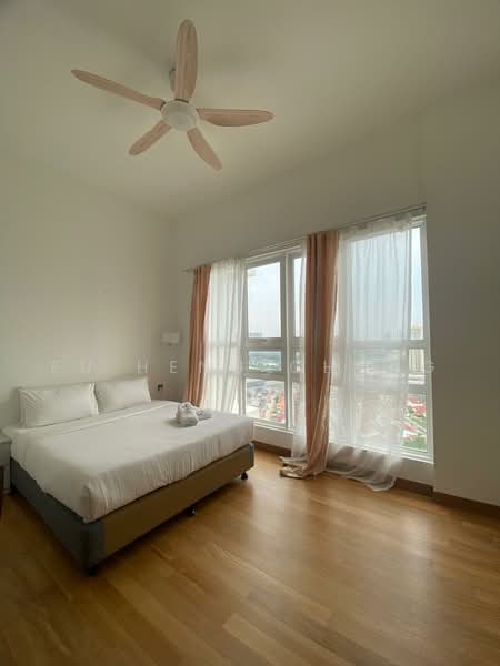 Kediaman Servis untuk Disewa di TriTower Residence @ Johor Bahru Sentral - Fu Heng Chong - Bedroom - PropertyGuru.com.my