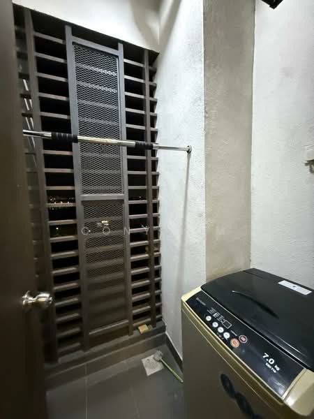 Kediaman Servis untuk Disewa di Service Residence @ Landmark Residence 2 - Cony Lum - Balcony - PropertyGuru.com.my